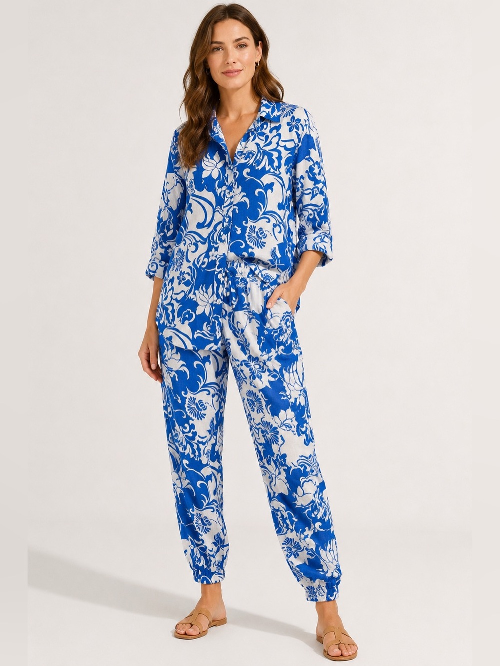 Christian Siriano New York Blue & White Floral Linen Blend Jogger Pants Set